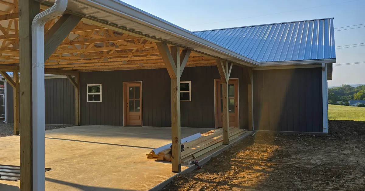 Seamless gutter installation in Tennessee